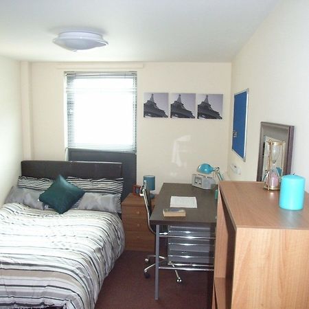 Alton Apartments แบรดฟอร์ด ภายนอก รูปภาพ